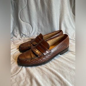 Magninni Men’s brown leather loafer, size 10.5